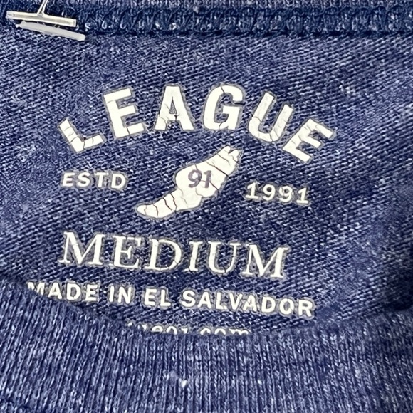 Seton Hall Pirates League Retro Collegiate NCAA Tshirt - Picture 5 of 5